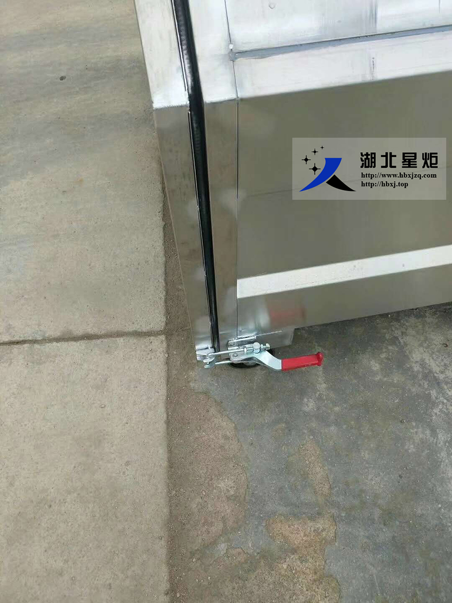 不锈钢T型勾臂垃圾箱细节图